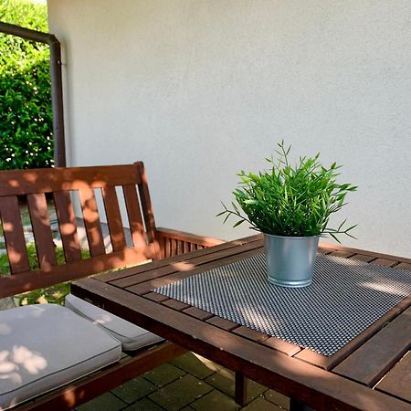 Noar Enjoy Your Stay Oresje Exterior foto